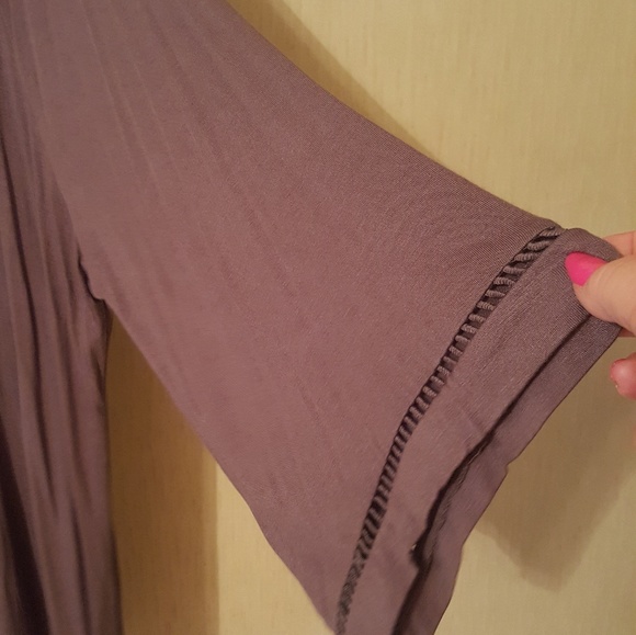 Top - Picture 2 of 3